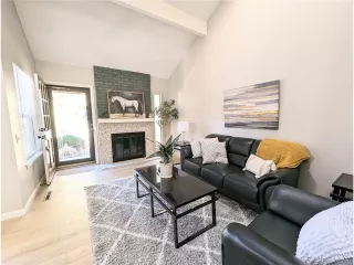Photo #5: 9042933 Listing 