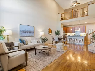 Photo #5: 9045429 Listing