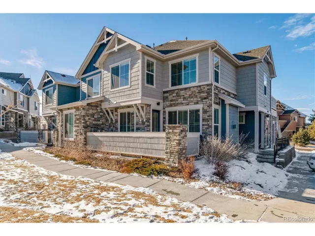 MLS: 9048828 Condo For Sale