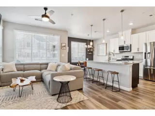 Photo #3: 9048828 Listing