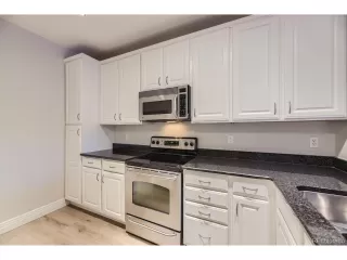 Photo #5: 9048891 Listing 