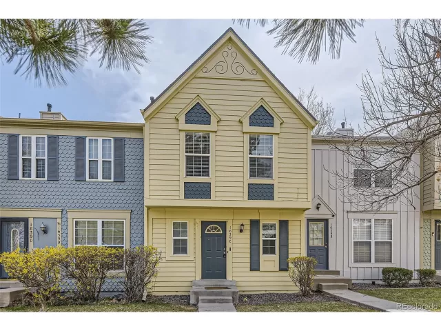 MLS: 9049459 Condo For Sale