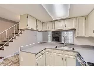 Photo #6: 9049459 Listing 