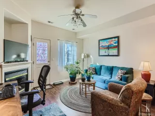 Photo #3: 9050427 Listing