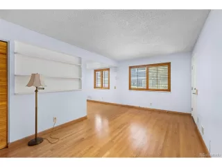 Photo #5: 9056195 Listing