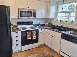 Photo #3: 9056603 Listing 