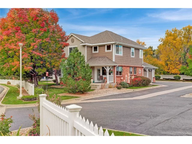 MLS: 9057419 Condo For Sale