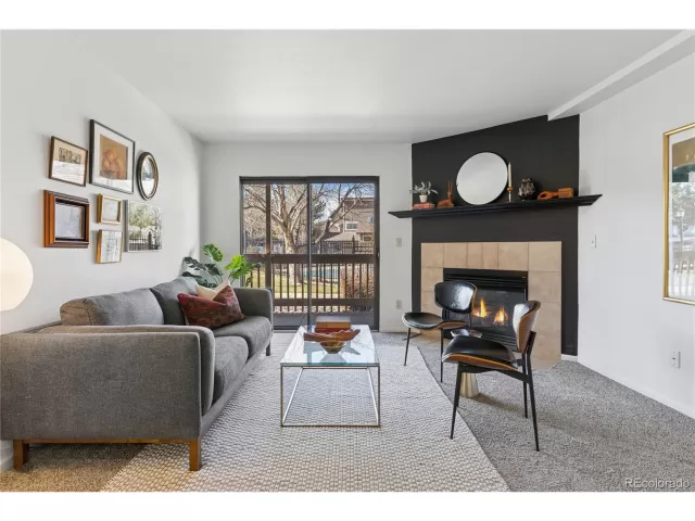 MLS: 9057532 Condo For Sale