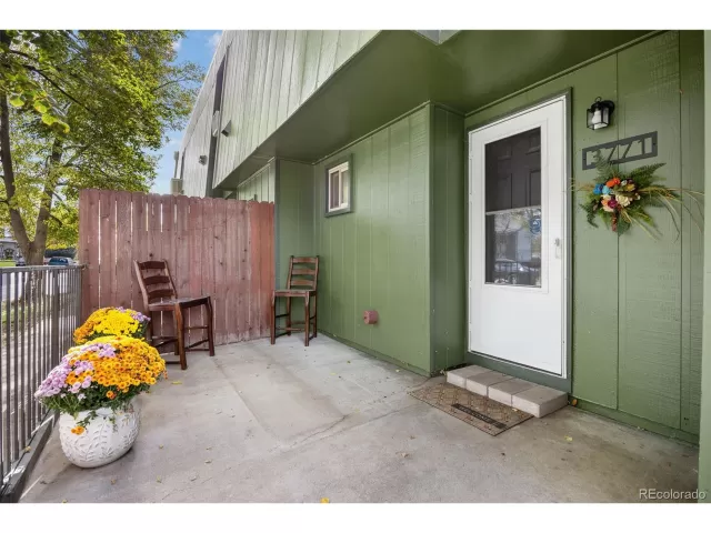 MLS: 9057659 Condo For Sale