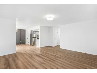 Photo #4: 9059490 Listing