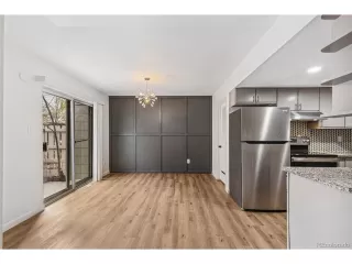 Photo #6: 9059490 Listing