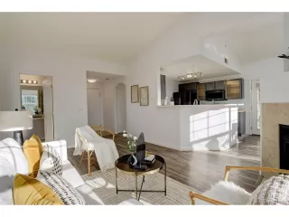 Photo #4: 9059699 Listing 