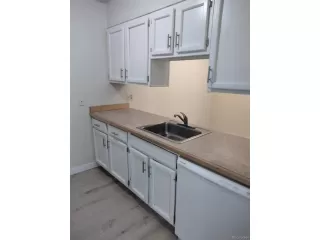 Photo #5: 9061858 Listing 