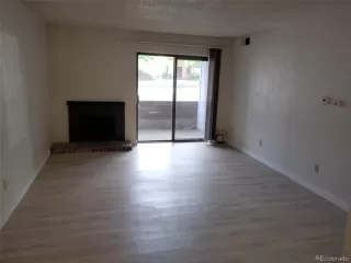 Photo #6: 9061858 Listing 