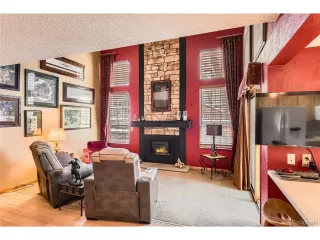 Photo #2: 9063905 Listing