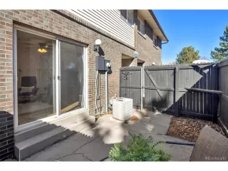 Photo #6: 9064948 Listing