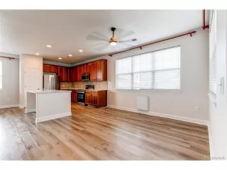 Photo #4: 9066709 Listing