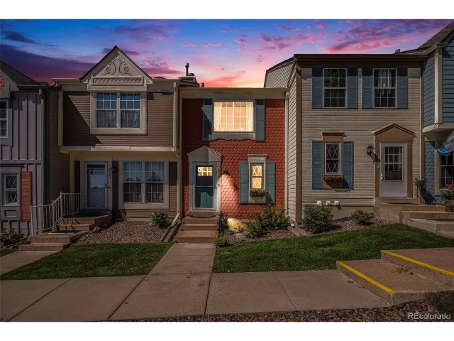 MLS: 9066947 Condo For Sale