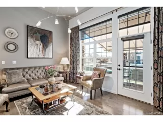 Photo #4: 9068482 Listing