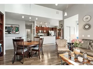 Photo #5: 9068482 Listing