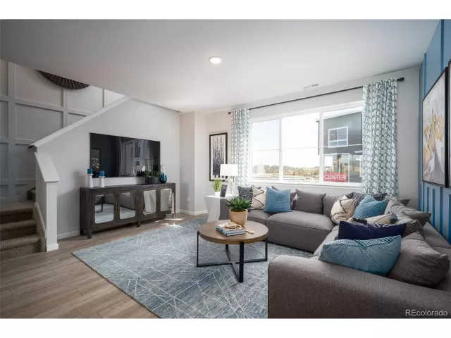 MLS: 9068534 Condo For Sale