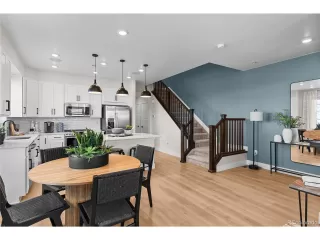 Photo #5: 9073266 Listing