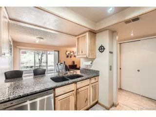 Photo #6: 9075782 Listing