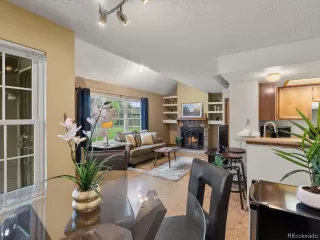 Photo #6: 9075990 Listing 