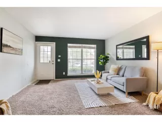 Photo #5: 9076212 Listing 