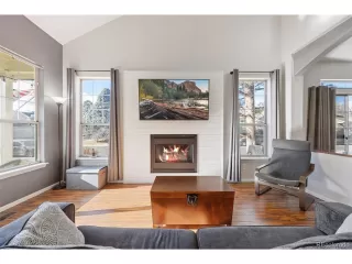 Photo #5: 9076248 Listing