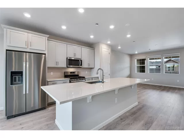 MLS: 9076574 Condo For Sale