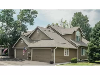 More Details about MLS # 9077440 : 10654 W DUMBARTON CIR A LITTLETON CO 80127
