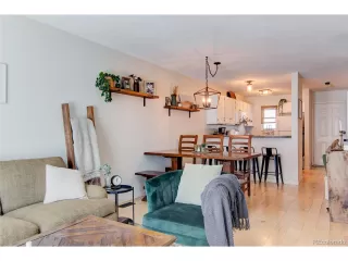 Photo #3: 9077967 Listing