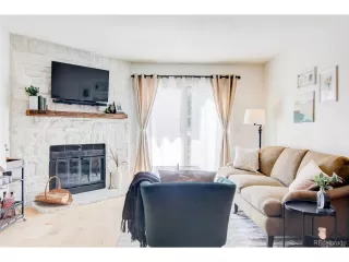 Photo #6: 9077967 Listing