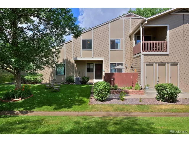 MLS: 9079533 Condo For Sale