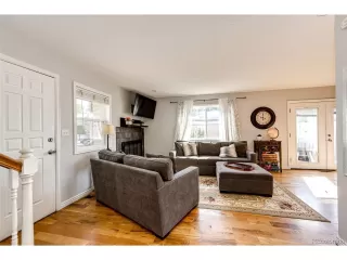 Photo #5: 9080573 Listing