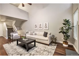 Photo #2: 9083116 Listing