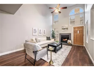 Photo #3: 9083116 Listing