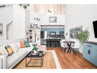 Photo #4: 9083218 Listing 