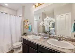 Photo #5: 9084687 Listing 