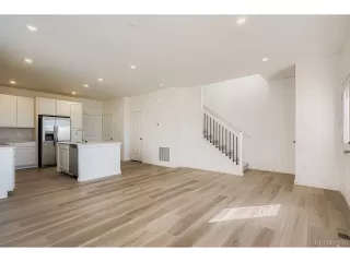 Photo #3: 9085563 Listing