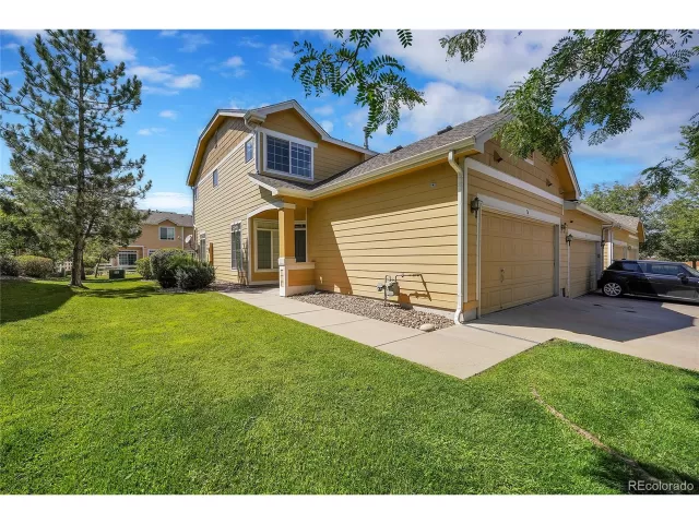 MLS: 9085818 Condo For Sale