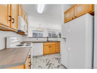 Photo #5: 9085818 Listing 