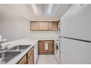 Photo #6: 9086746 Listing 