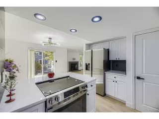 Photo #4: 9087315 Listing