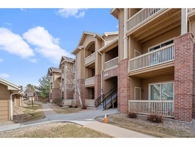 MLS: 9087714 Condo For Sale
