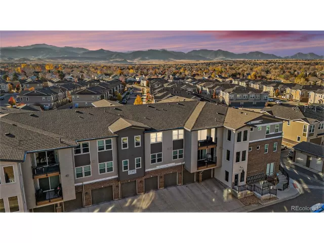 MLS: 9088034 Condo For Sale