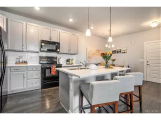 Photo #4: 9088034 Listing