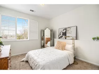 Photo #6: 9088305 Listing