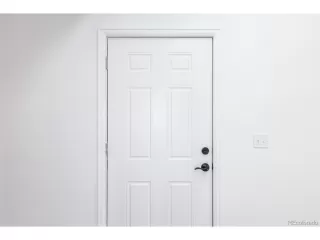 Photo #6: 9088672 Listing